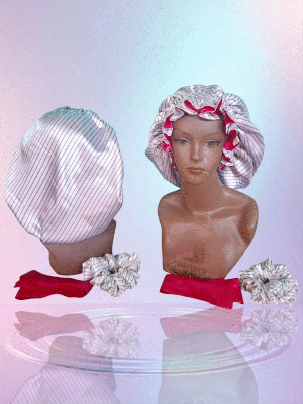 Bonnet set